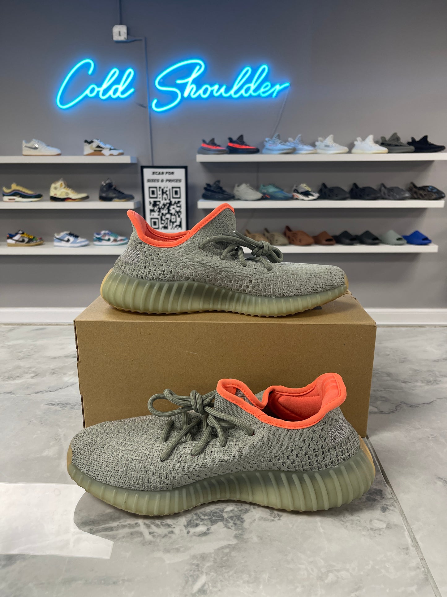 adidas Yeezy Boost 350 V2 Desert Sage (USED)