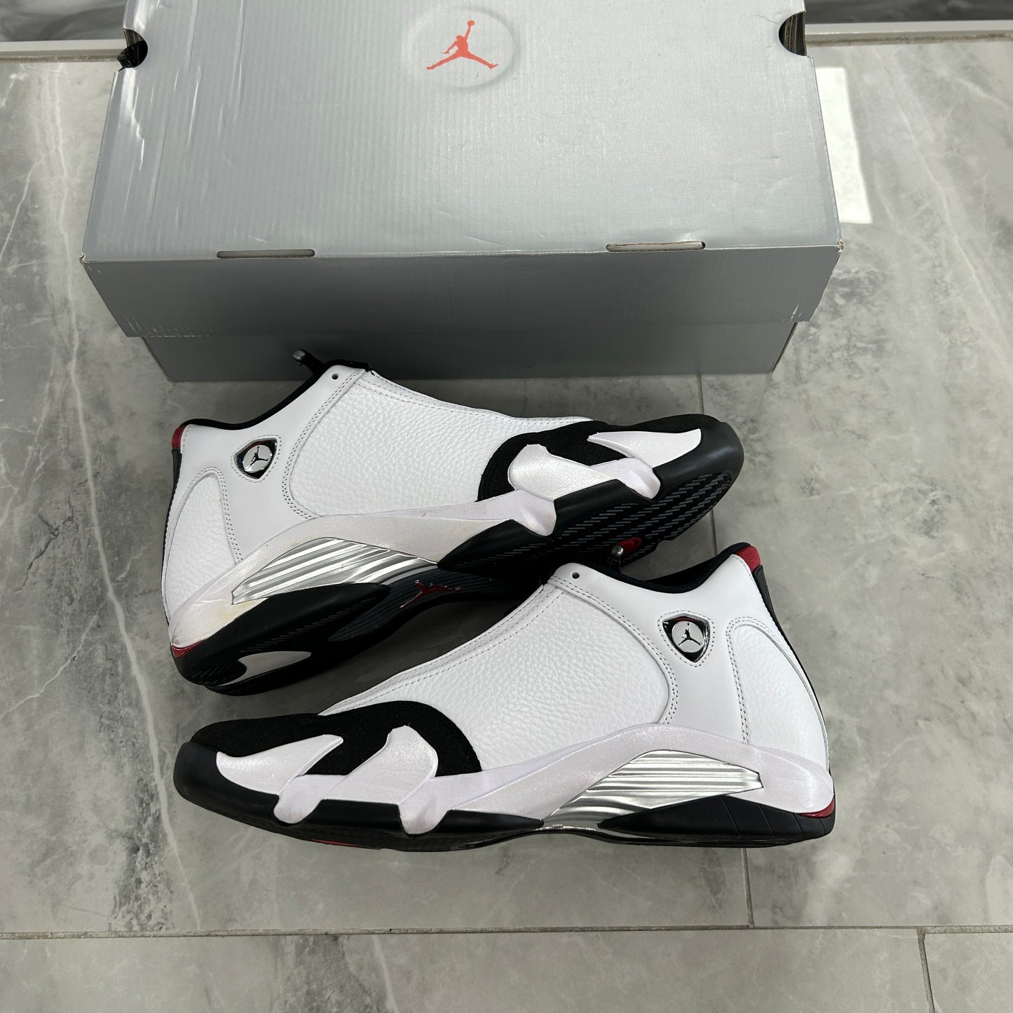 Air Jordan 14 Retro Black Toe 2024 (USED)