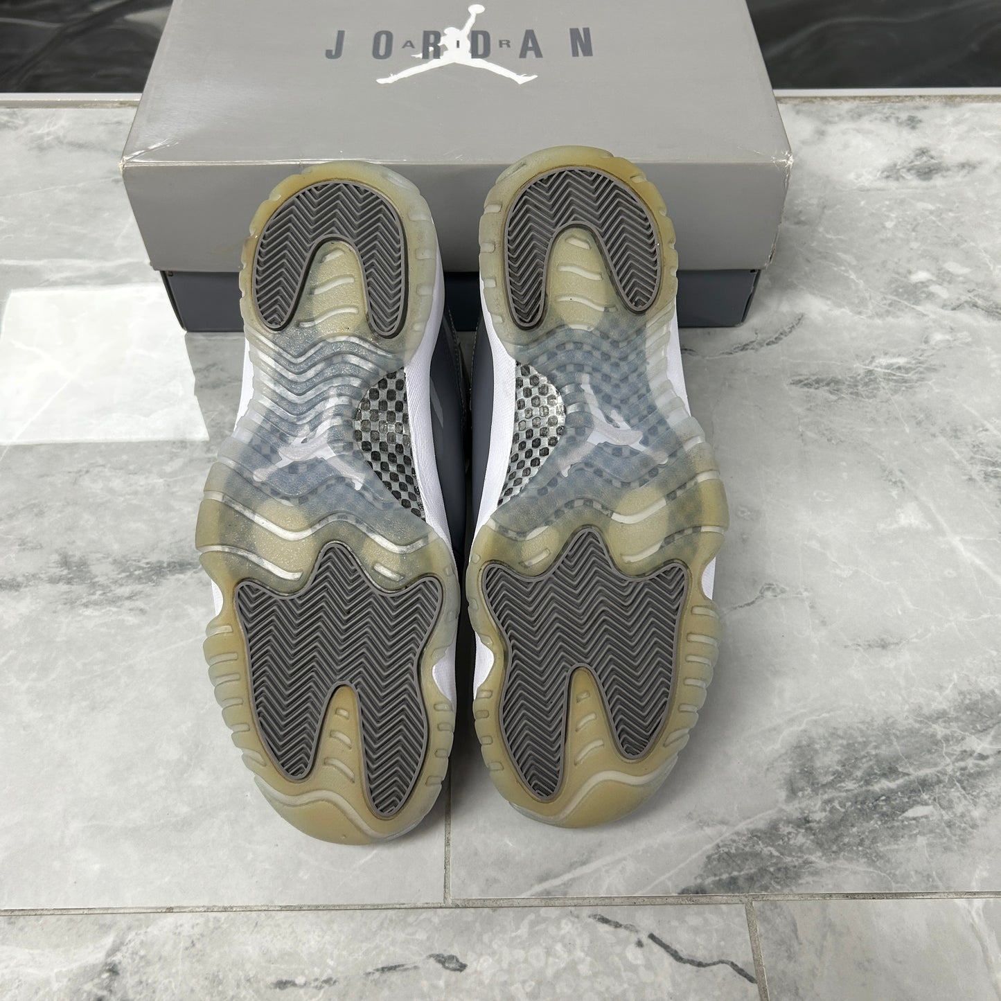 Jordan 11 Retro Cool Grey (2021) (USED)