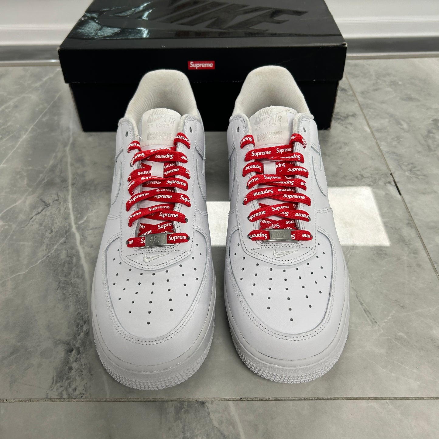 Nike Air Force 1 Low Supreme White (USED)