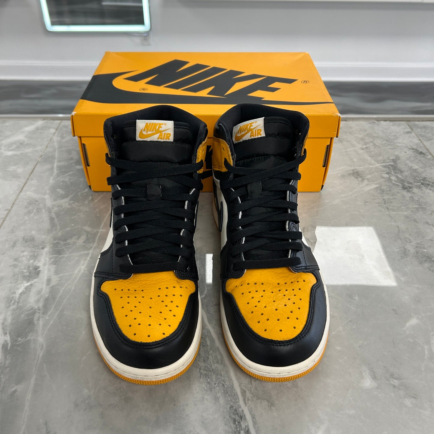Jordan 1 Retro High OG Taxi (USED)