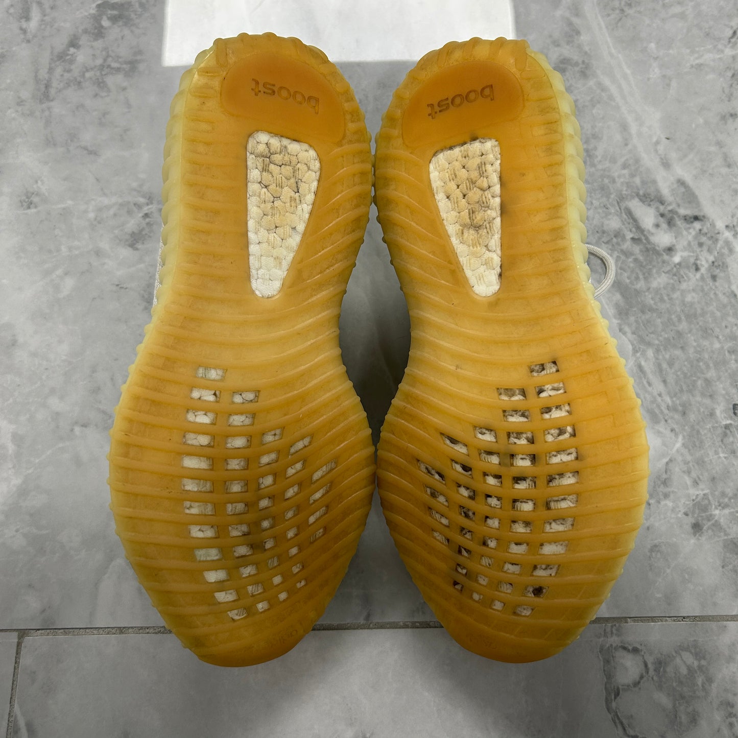 Yeezy Boost 350 V2 Light (USED)(NO BOX)