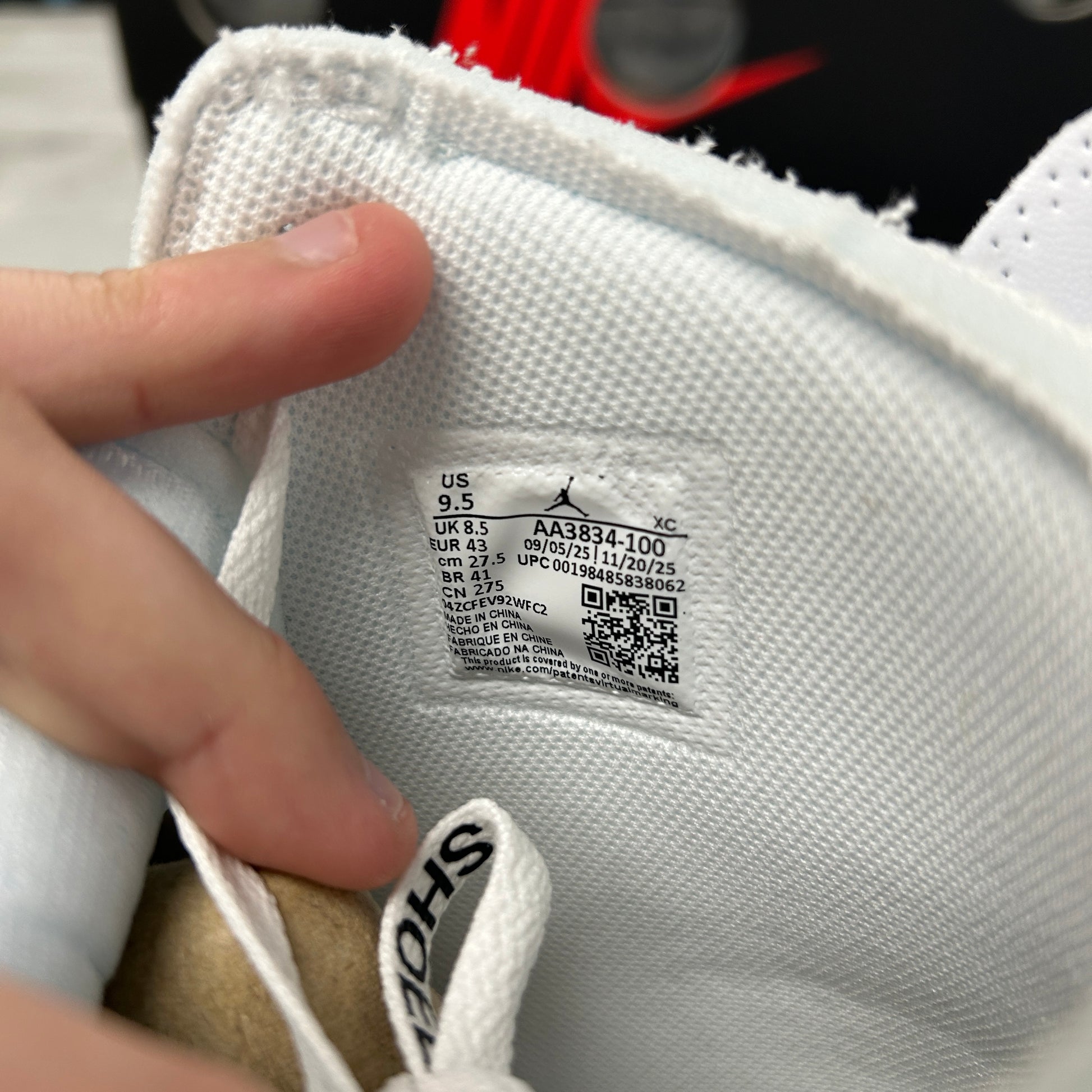 Jordan 1 Retro High Virgil Abloh Alaska - view 7