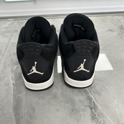 Air Jordan 4 Retro 'White Thunder' (USED NO BOX)