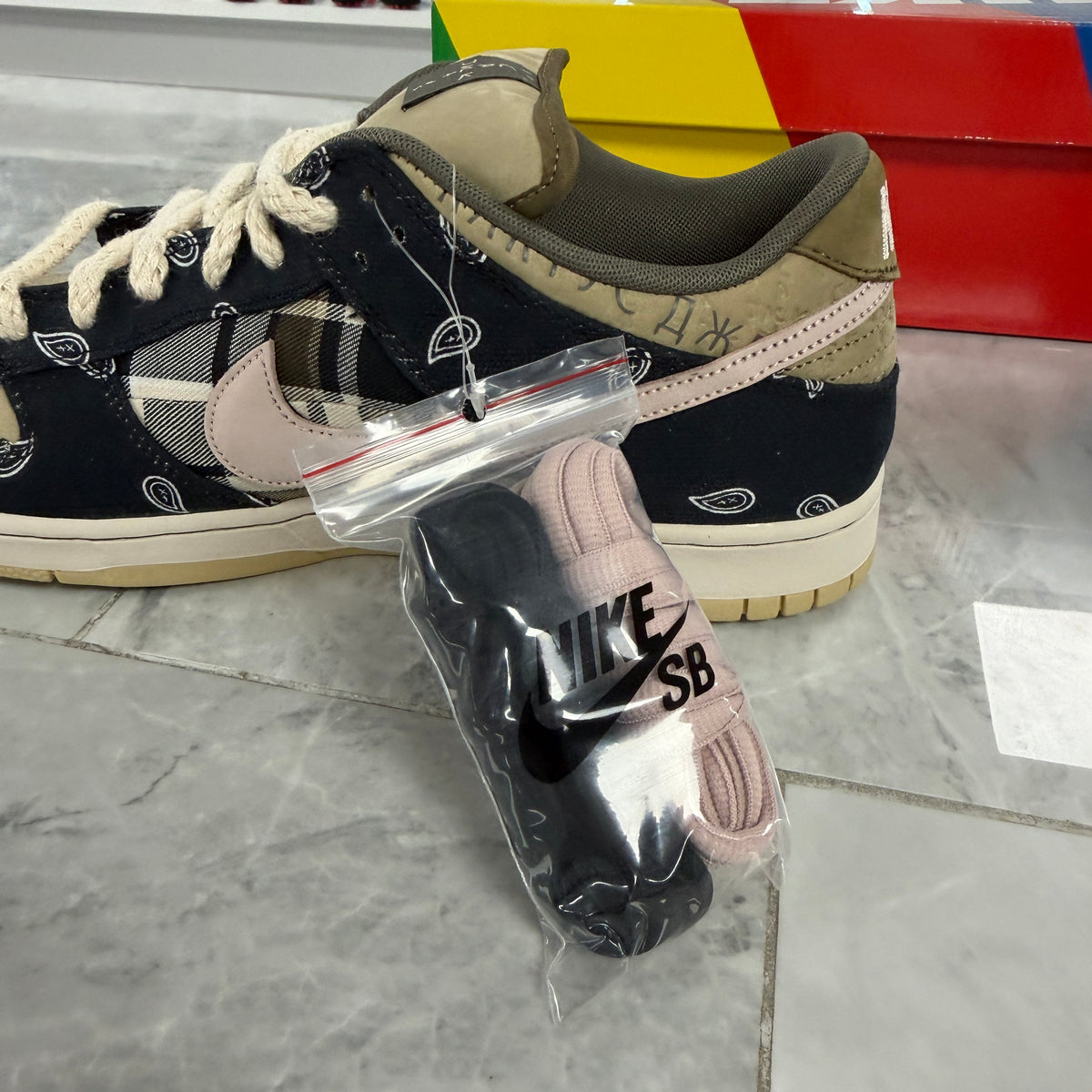 Nike SB Dunk Low Travis Scott