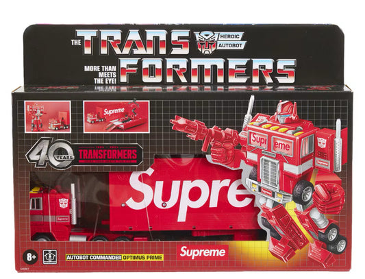 Supreme Transformers G1 Optimus
Prime Figure Red