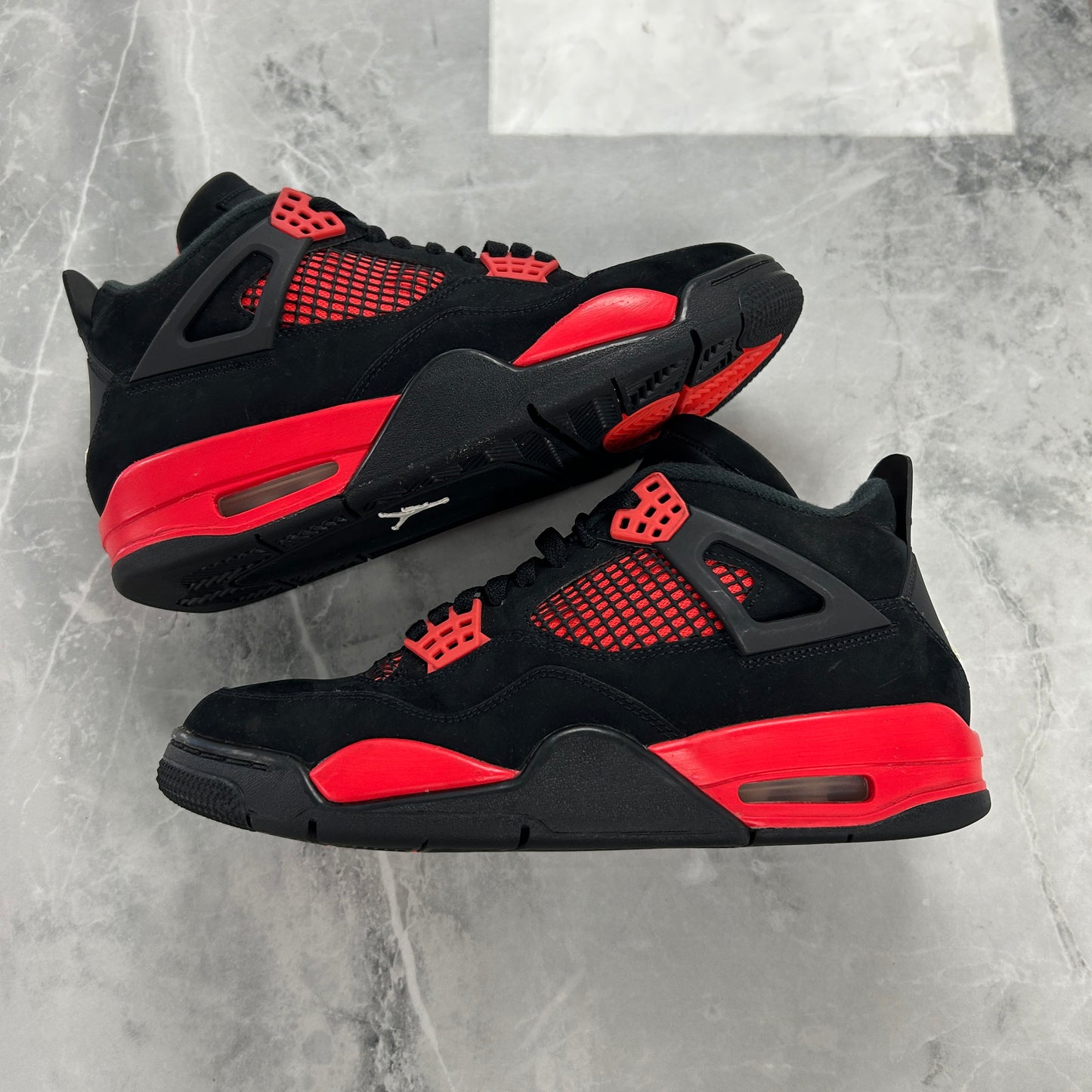 Jordan 4 Retro Red Thunder (USED NO BOX)