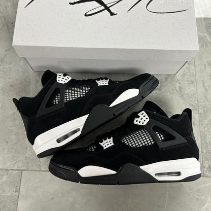 Jordan 4 Retro White Thunder (Used)