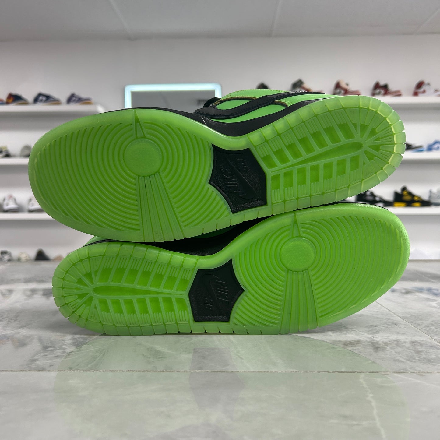 Nike SB Dunk Low The Powerpuff Girls Buttercup (USED)(NO BOX)