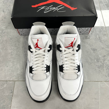Air Jordan 4 Retro OG White
Cement 2025 (USED)