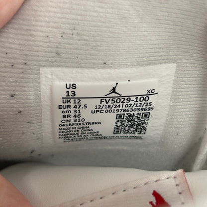 Jordan 4 Retro White Cement (2025)(USED)