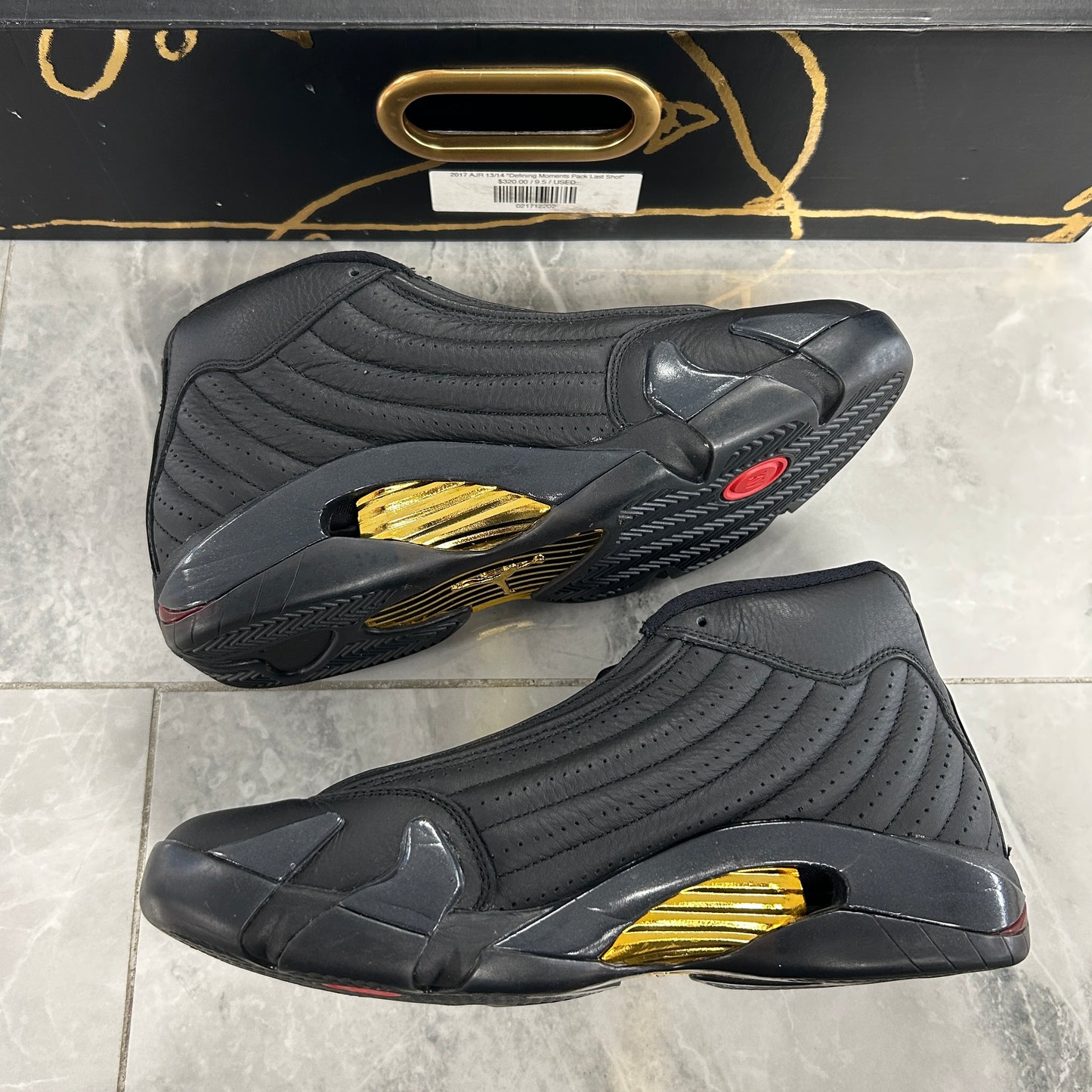 Jordan Defining Moments Pack Last Shot (USED)