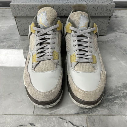 Jordan 4 Retro SE Craft Photon Dust (USED)