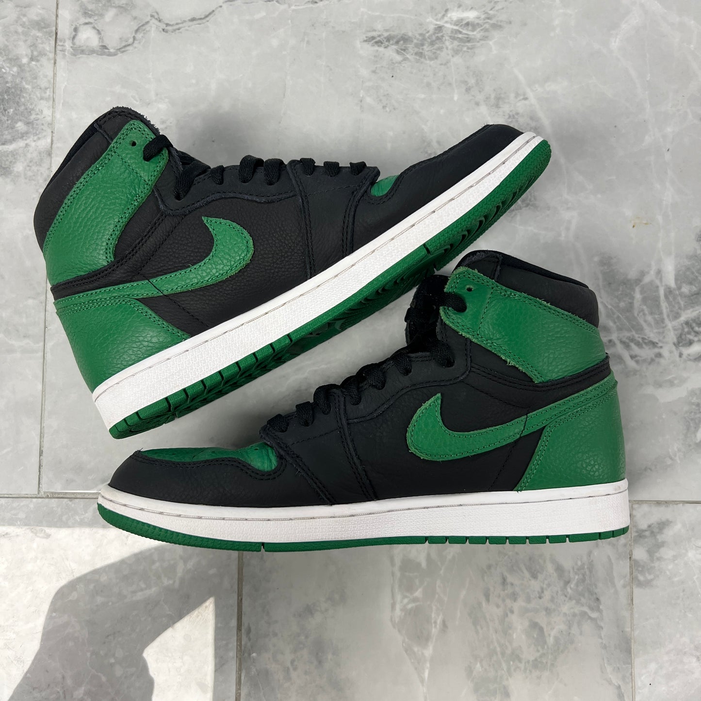 Jordan 1 Retro High Pine Green Black (Used)(No Box)