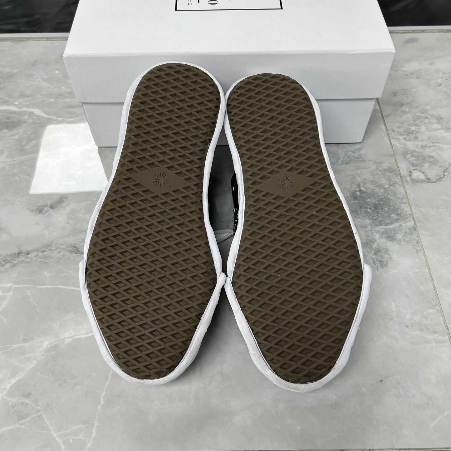 Maison Mihara Yasuhiro Hank OG Sole Suede Low Black White (USED)