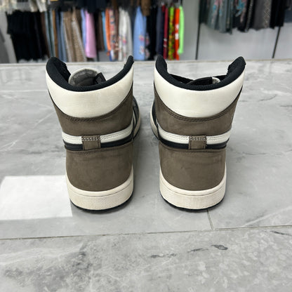 Jordan 1 Retro High Dark Mocha (USED)(NO BOX)