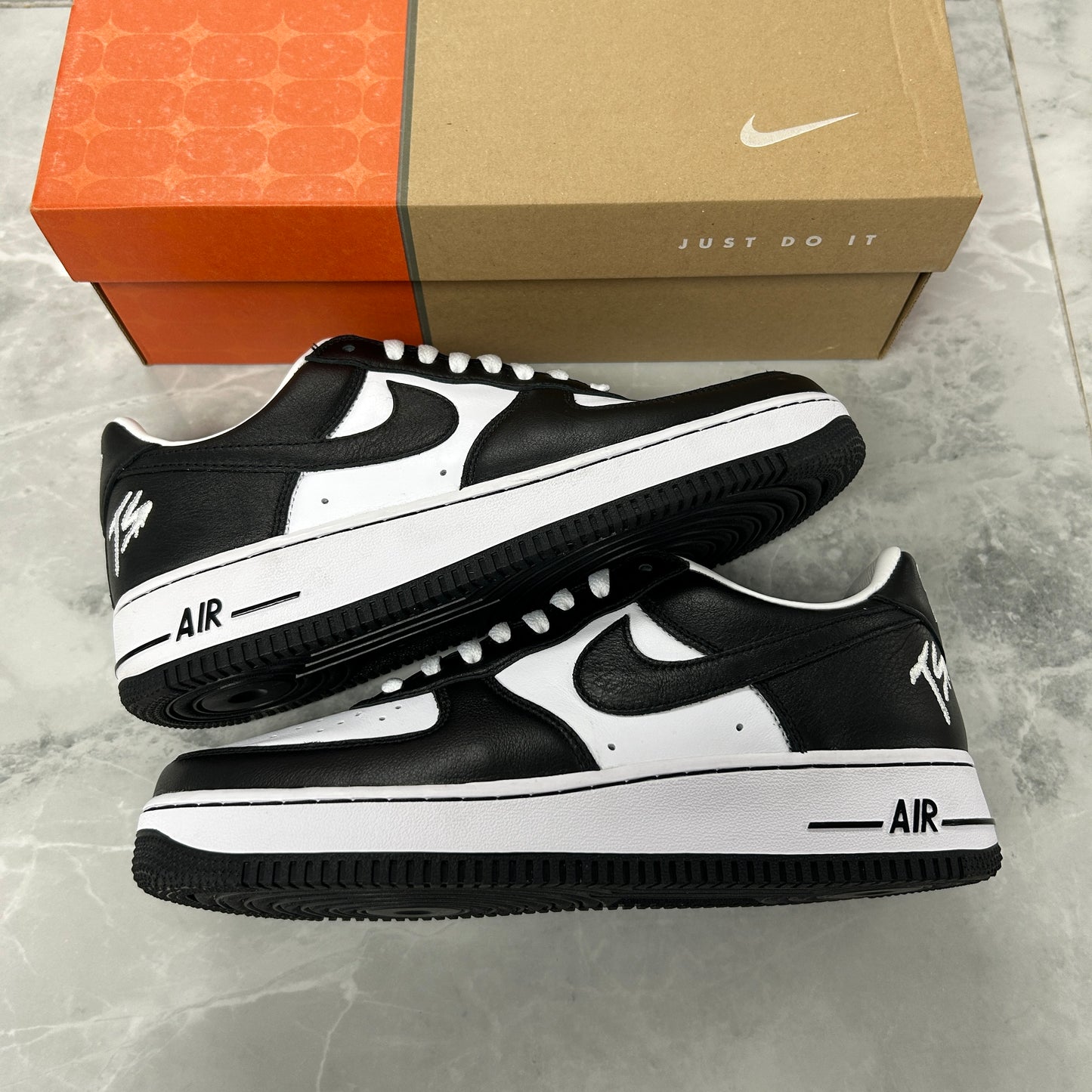 Nike Air Force 1 Low QS Terror Squad Blackout (USED)