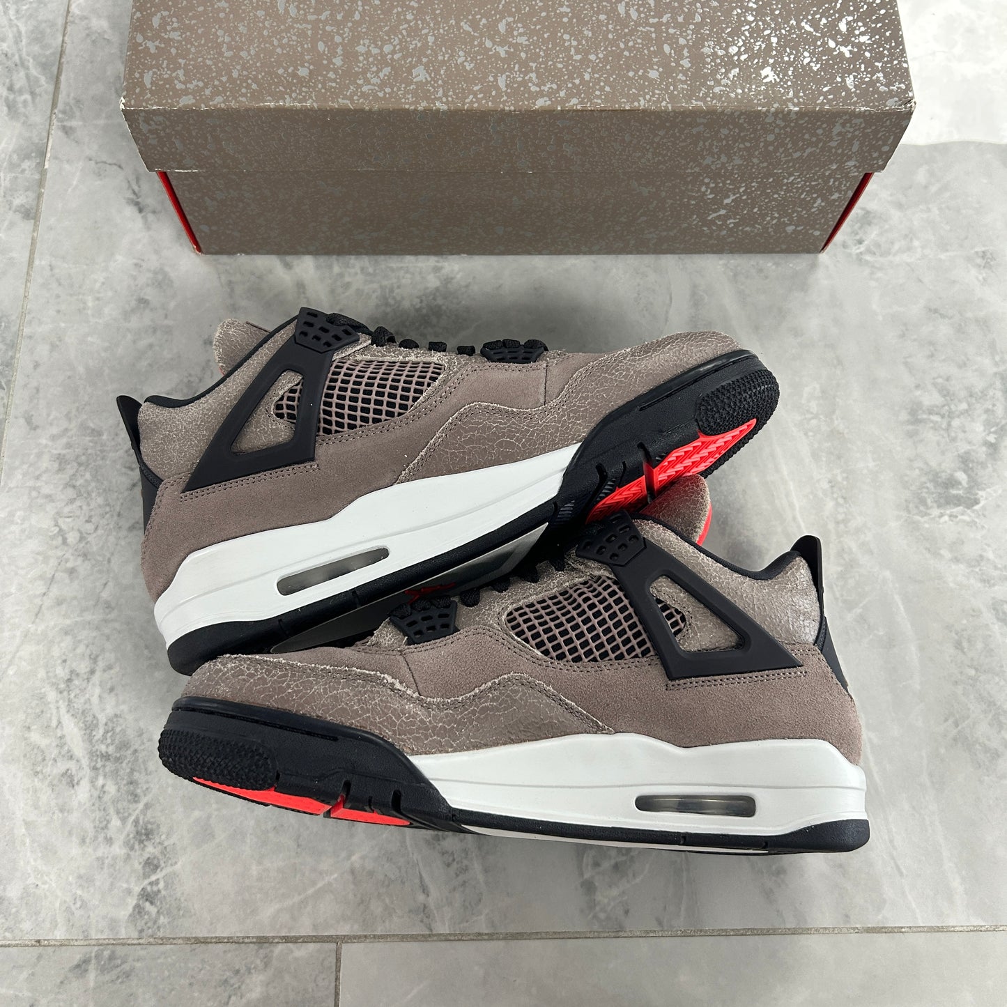 Jordan 4 Retro Taupe Haze (USED)