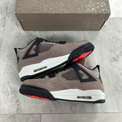 Jordan 4 Retro Taupe Haze (USED)