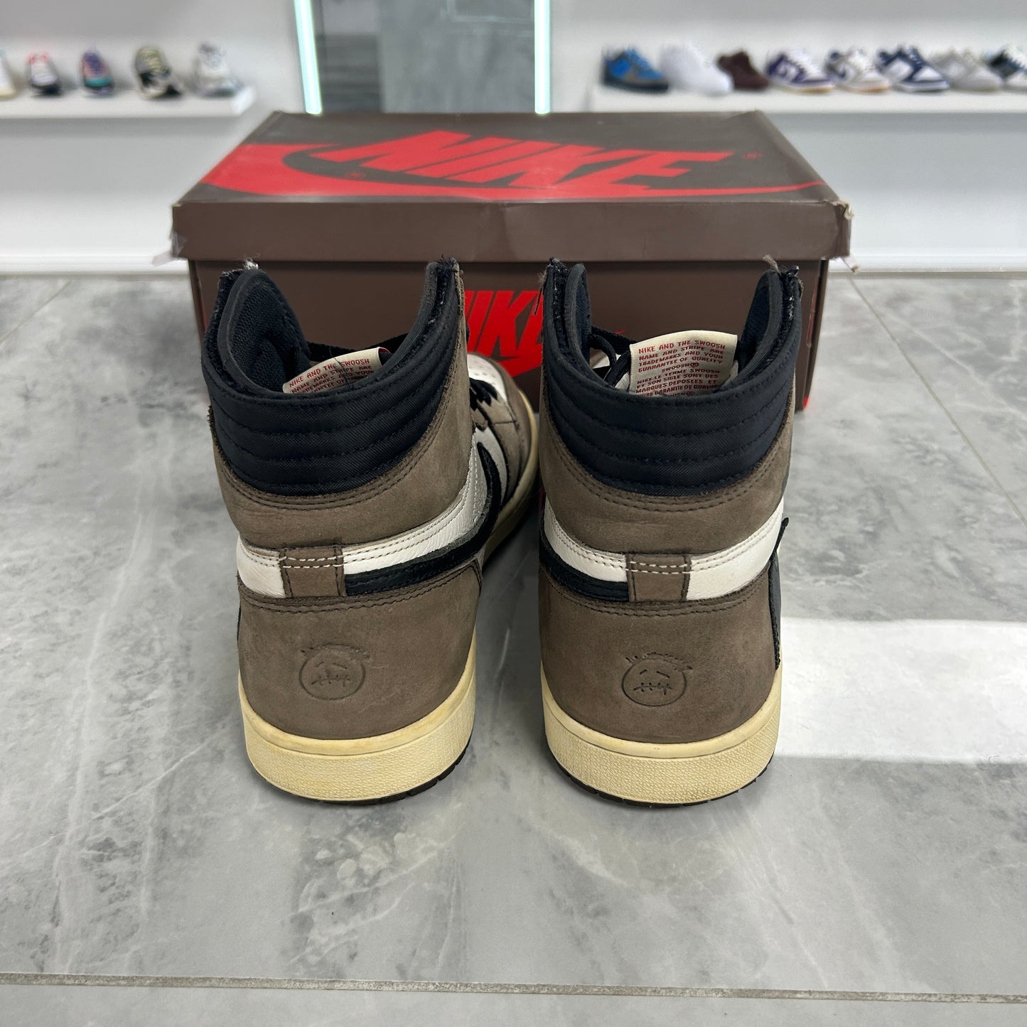Jordan 1 Retro High OG Travis Scott Mocha (USED)
