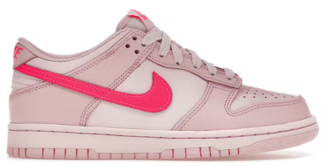 Nike Dunk Low Triple Pink