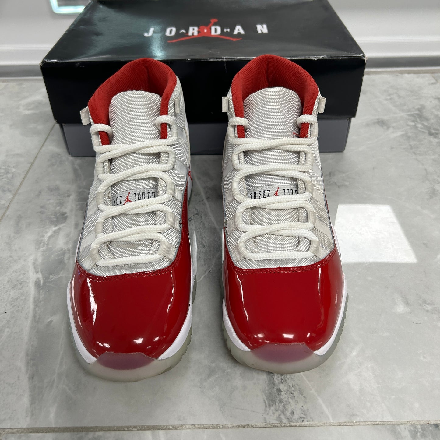 Air Jordan 11 Retro Cherry (USED)