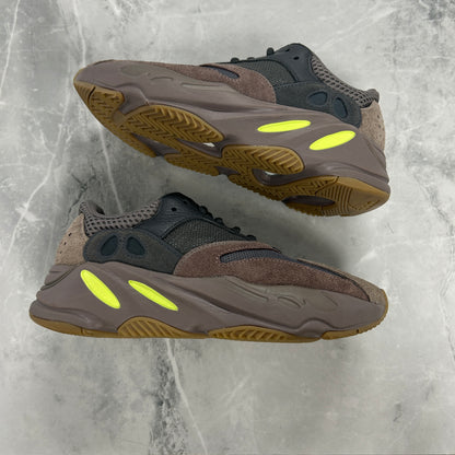 Adidas Yeezy Boost 700 Mauve (Used)(No Box)
