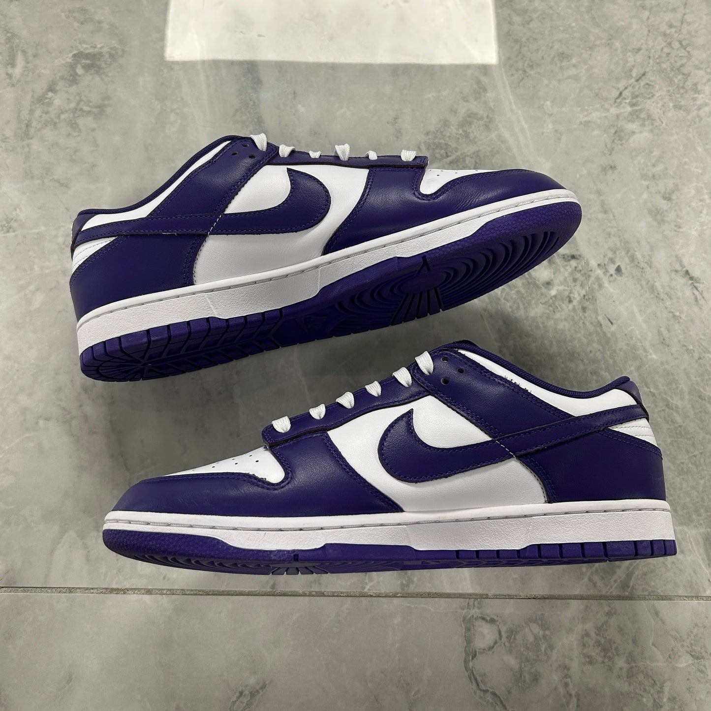 Nike Dunk Low Championship
Purple (USED NO BOX)