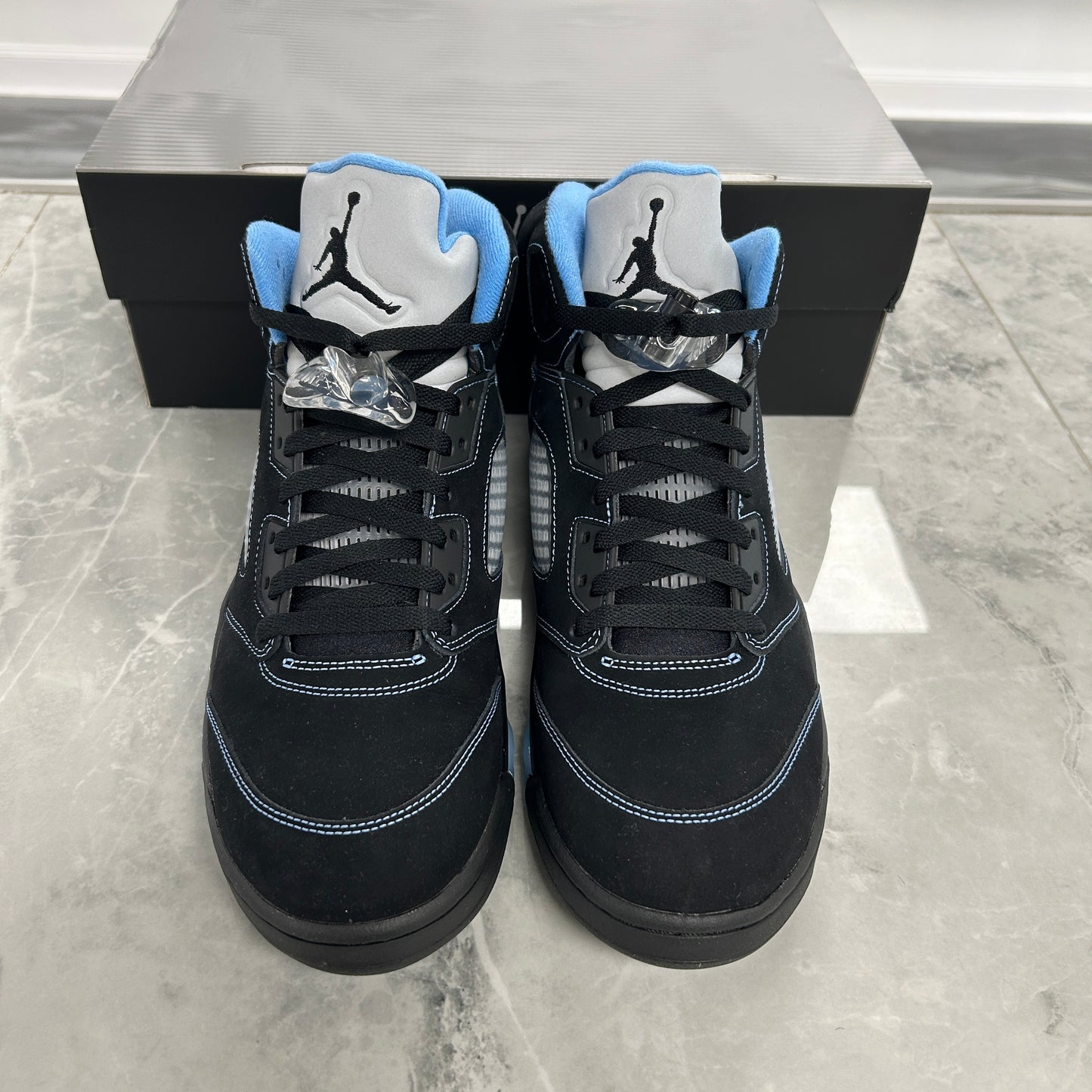 Air Jordan 5 Retro Black Carolina /UNC 2026 (USED)