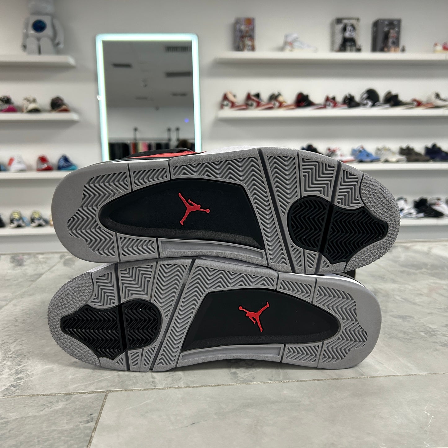 Jordan 4 Retro Toro Bravo (2026) (USED)