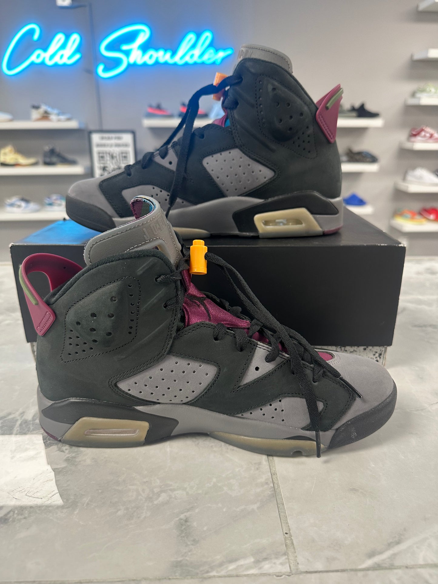 Jordan 6 Retro Bordeaux (USED)