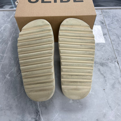 Adidas Yeezy Slide Bone (2022/2023 Restock)(Used)