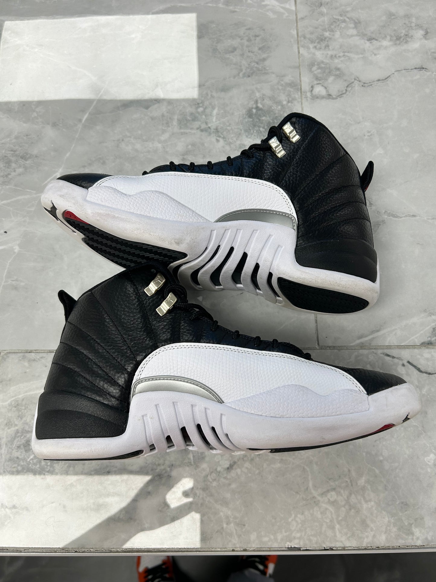 Jordan 12 Retro Playoffs (2022)(USED NO BOX)