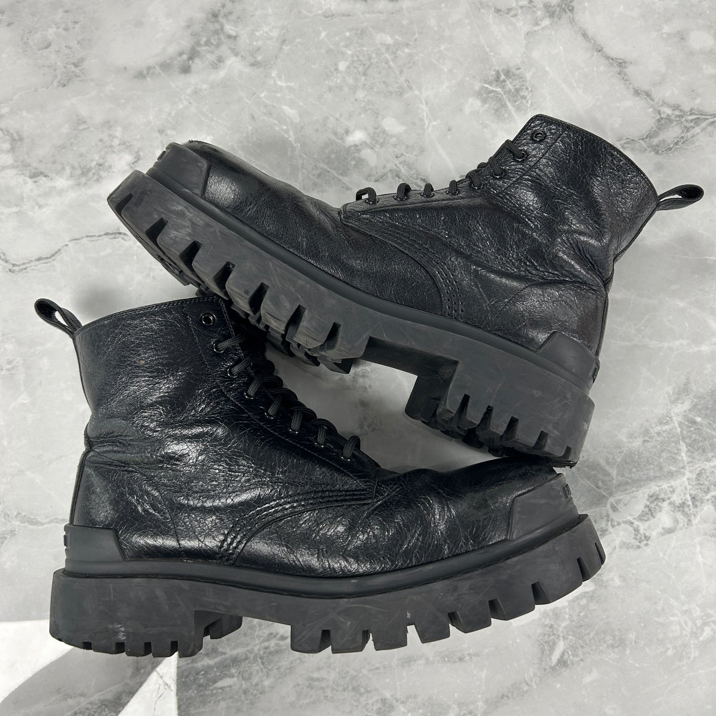 Balenciaga Leather Strike Books (Used(No Box)