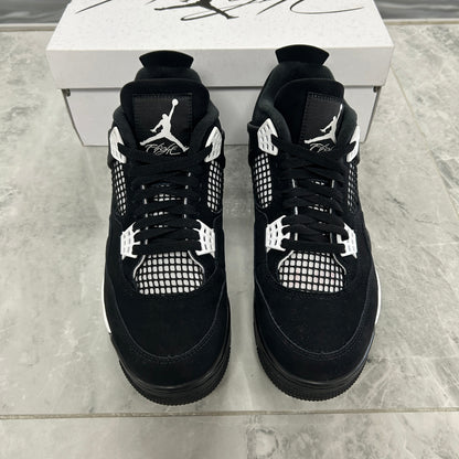 Jordan 4 Retro White Thunder (Used)