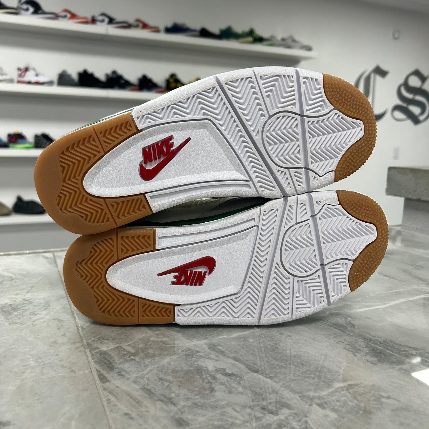 Nike SB x Air Jordan 4 Retro SP Pine Green (USED)