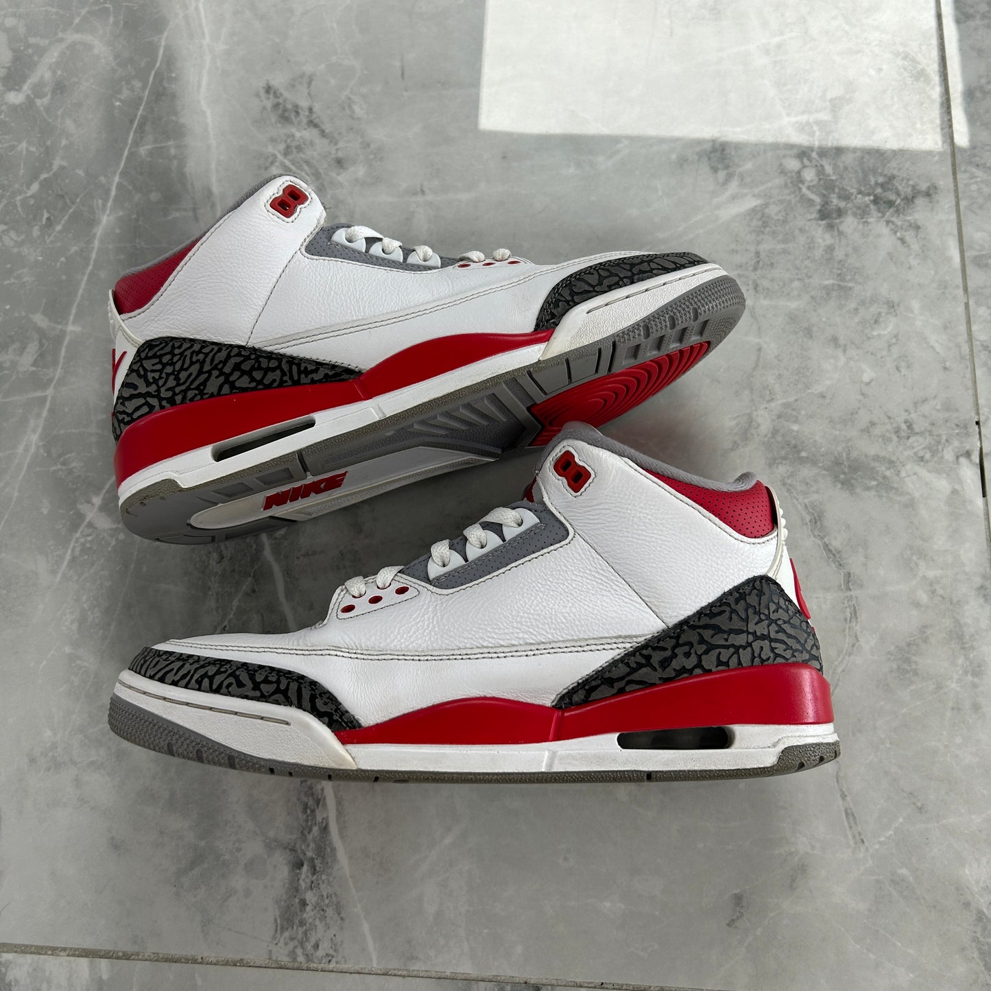 Jordan 3 Retro Fire Red (2022)(Used)(No Box)