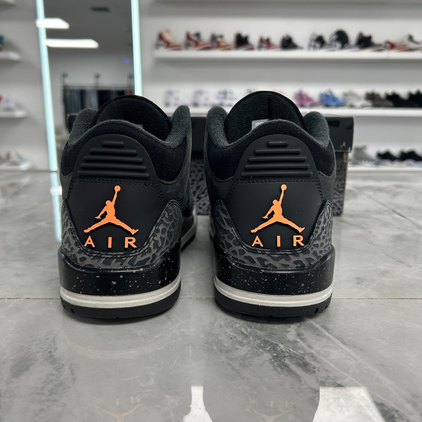 Jordan 3 Retro Fear (2023) - view 5