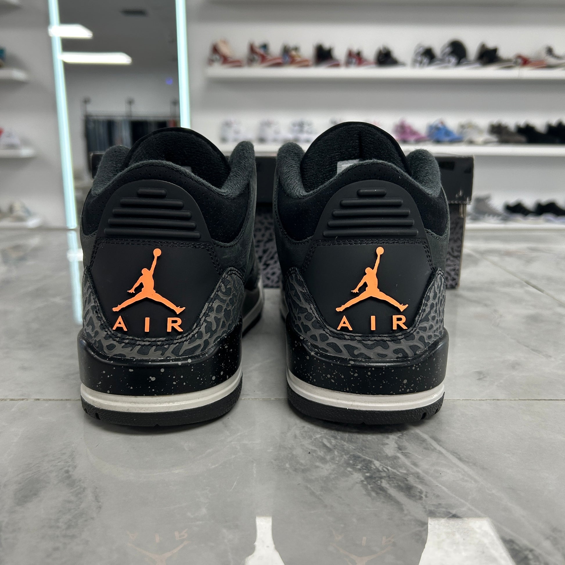 Jordan 3 Retro Fear (2023) - view 5