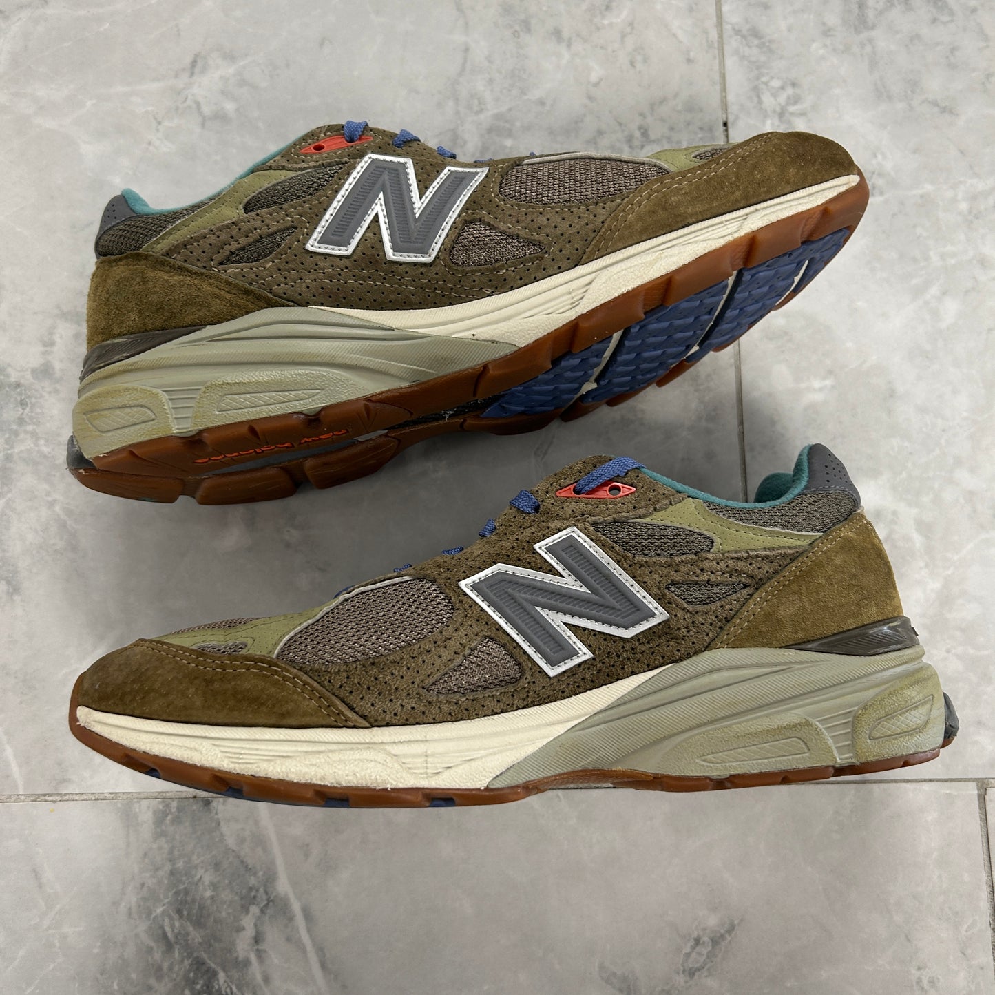 New Balance 990v3 MiUSA Bodega Here To Stay - view 3