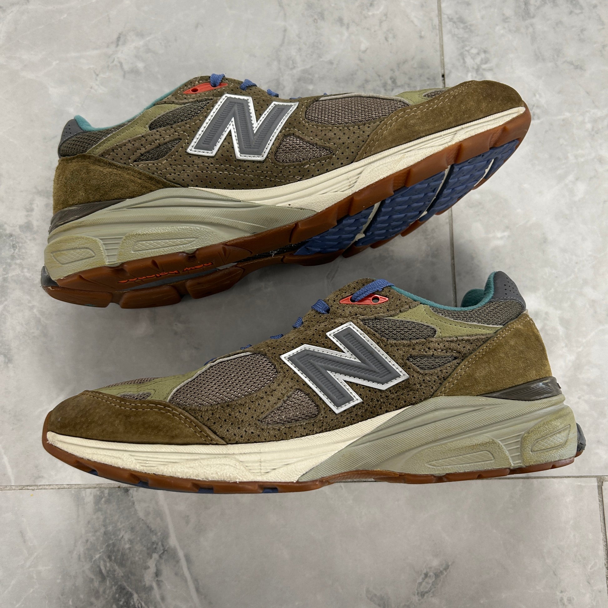 New Balance 990v3 MiUSA Bodega Here To Stay - view 3