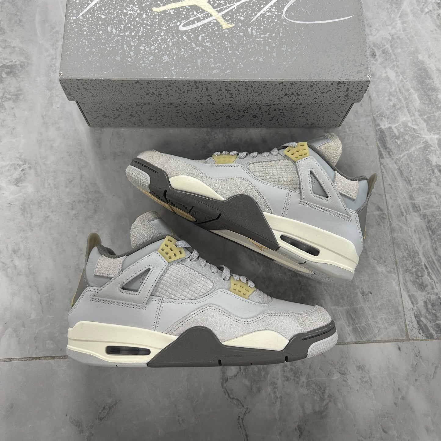 Air Jordan 4 Retro SE Craft Photon Dust (USED)