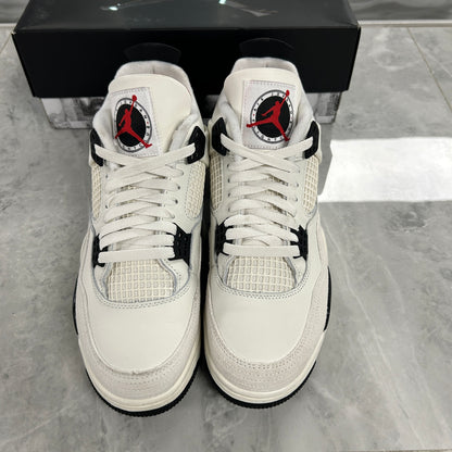 Jordan 4 Retro Flight Club (USED)