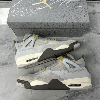 Jordan 4 Retro SE Craft Photon Dust (USED)