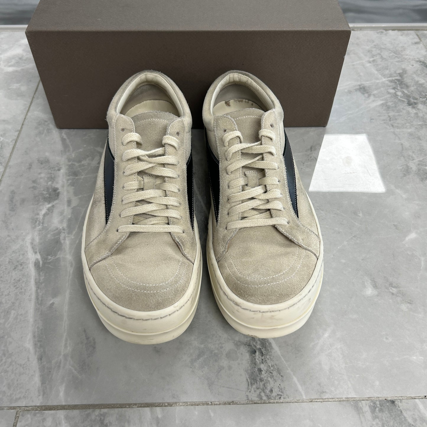 Rick Owens Luxor Vintage Low Milk
Black (Used)