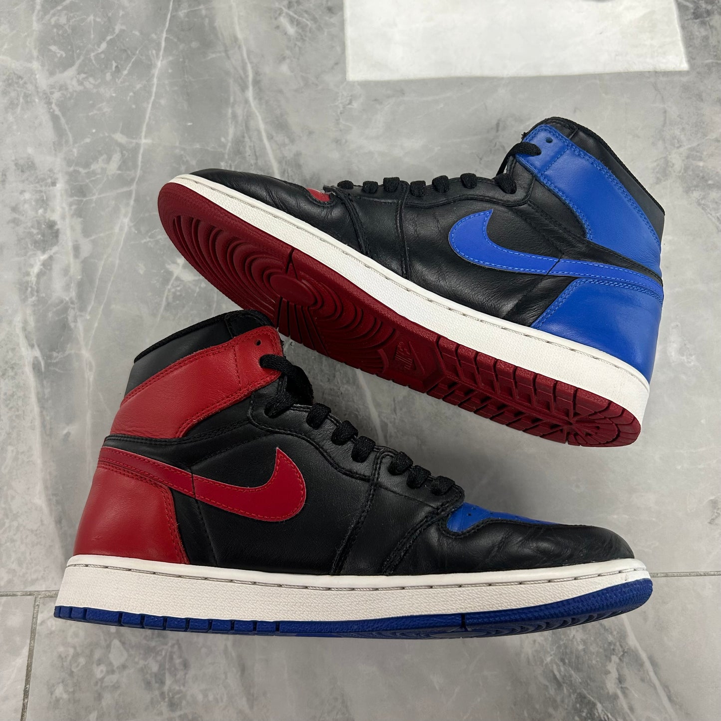 Jordan 1 Retro Top 3 High (USED)