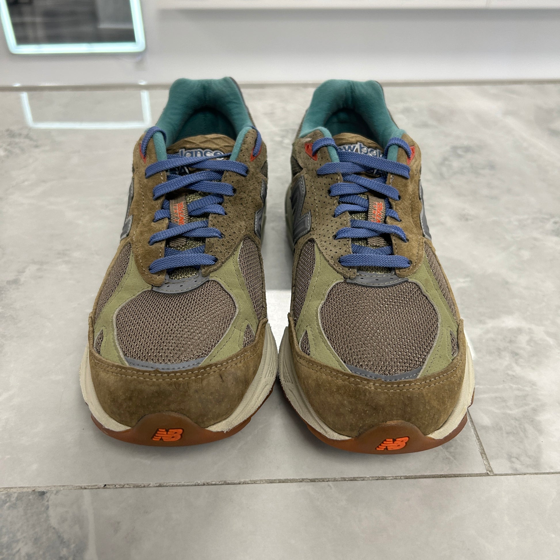 New Balance 990v3 MiUSA Bodega Here To Stay - view 4