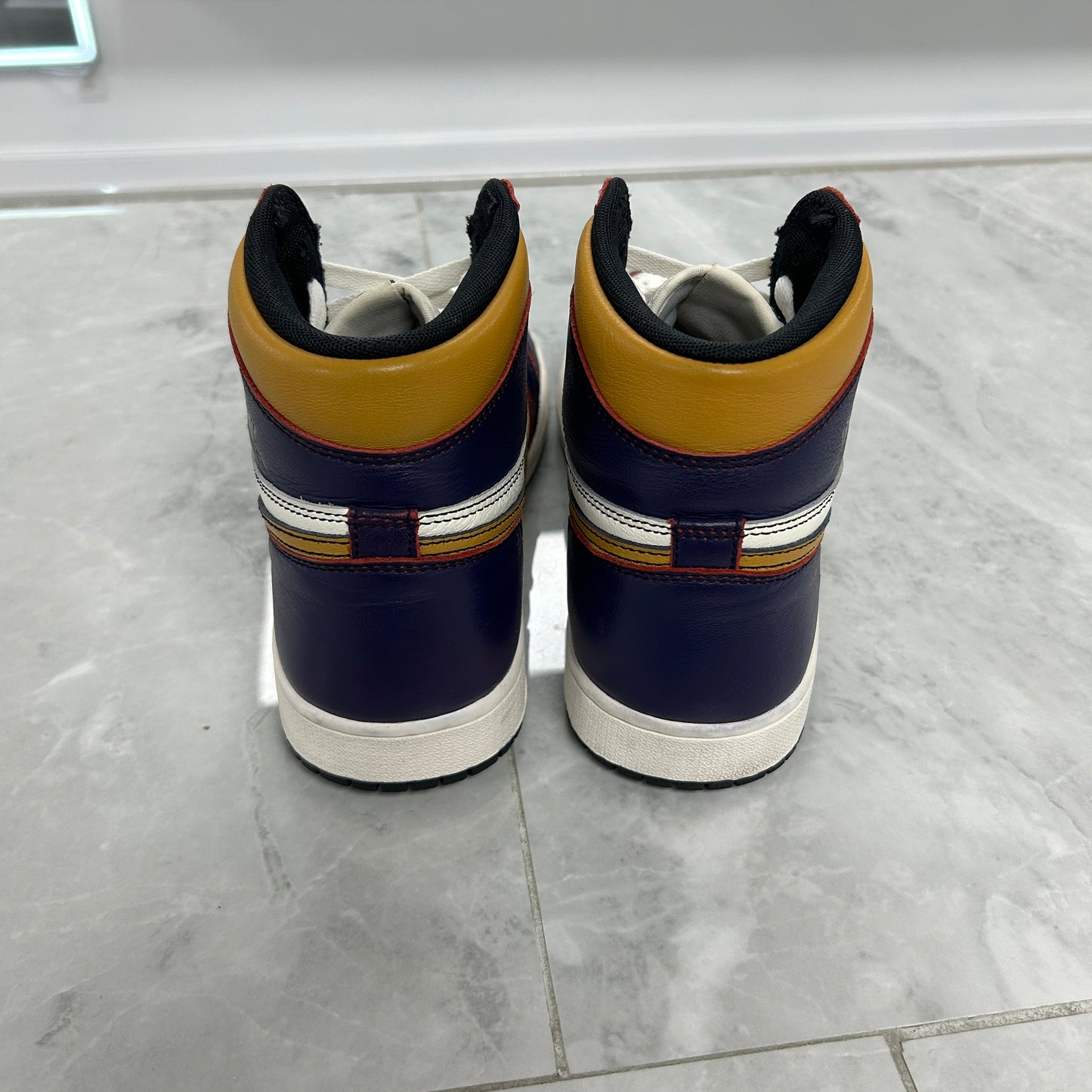 Jordan 1 Retro High OG Defiant SB LA to Chicago (USED NO BOX)