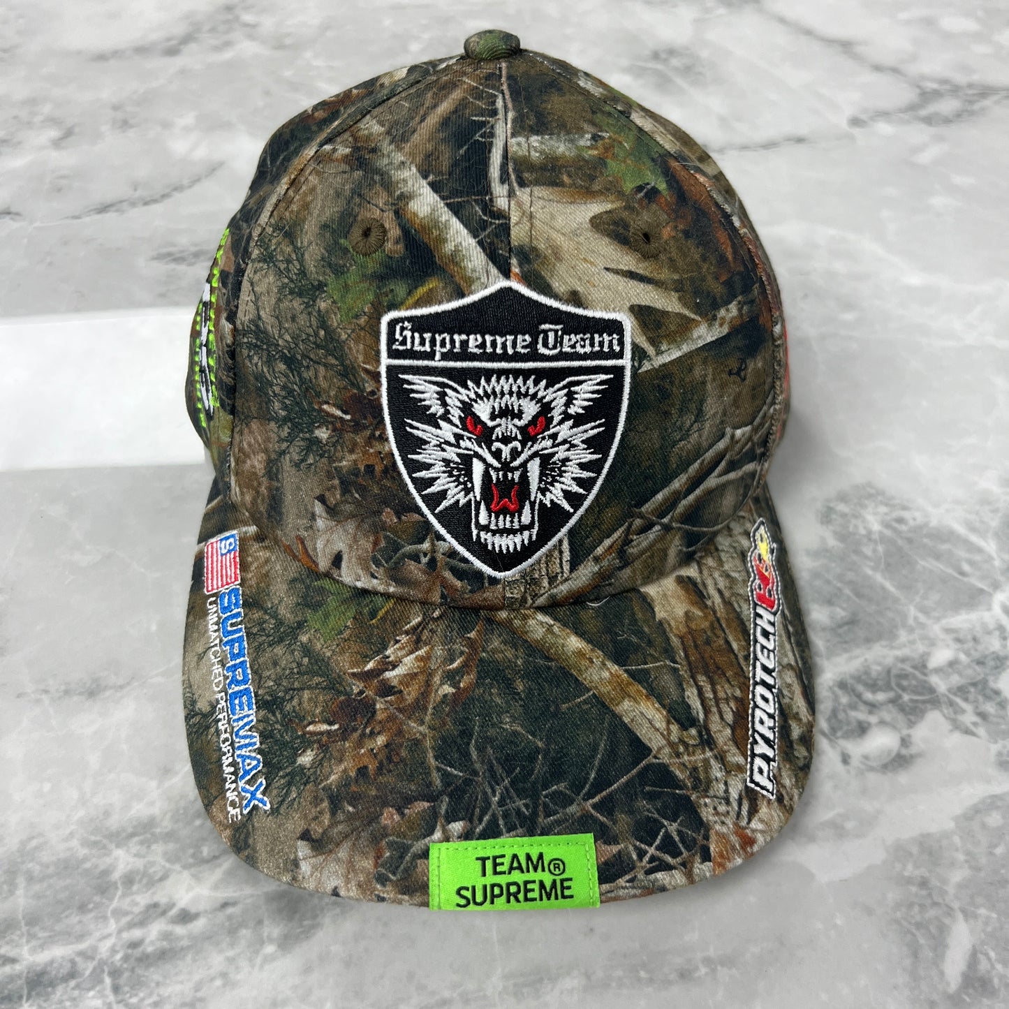 Supreme Racing Team 6-Panel
Camo