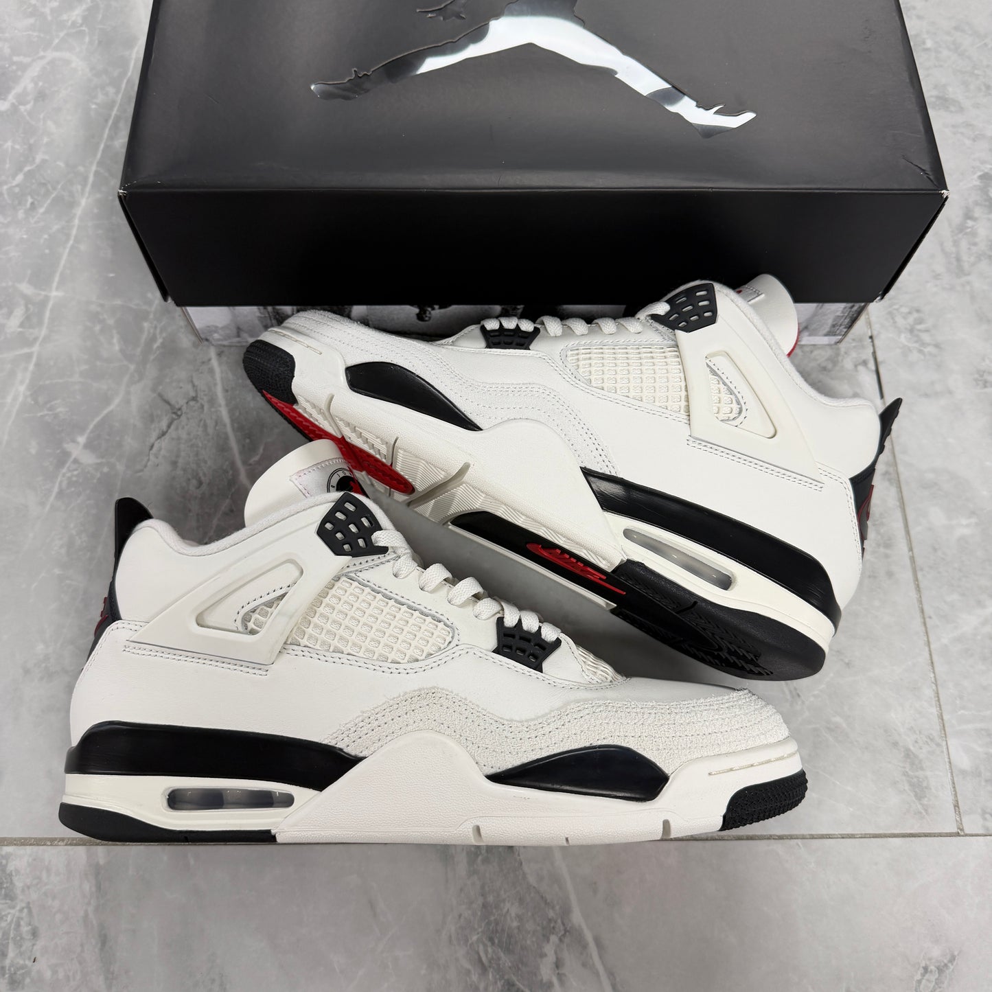 Jordan 4 Retro Flight Club (USED)